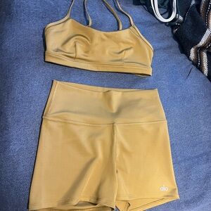ALO Yoga Golden Olive Branch Set (S/M)